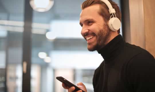 Installazione chiavi in mano di I-SPY su un dispositivo Android o iOS